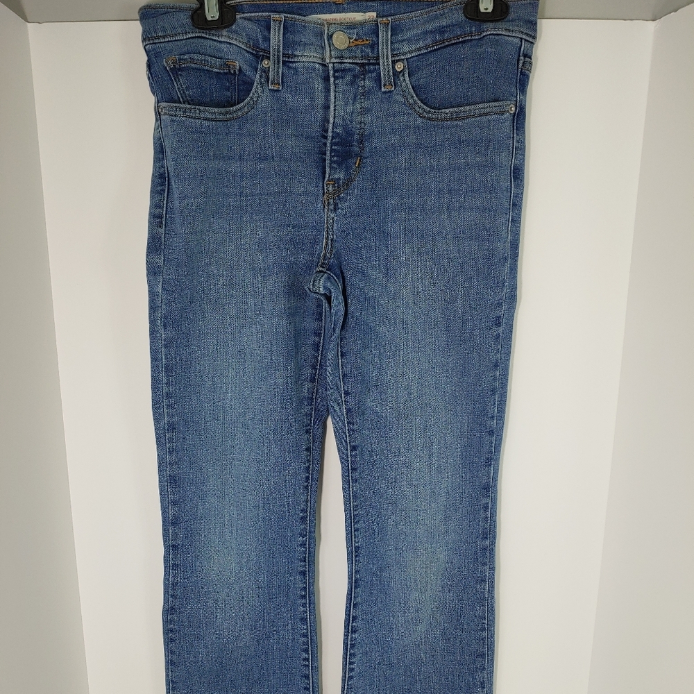 Levi's Women's 315 Shaping Bootcut 27x30